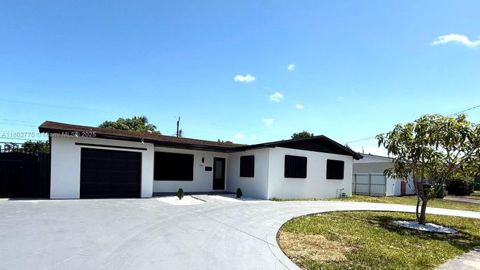 Attached, Backyard, Exterior, Facade, Ranch