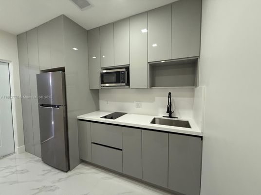 Interior, Kitchen, Marble, Recessed Lighting