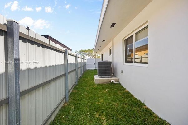 Backyard, Exterior