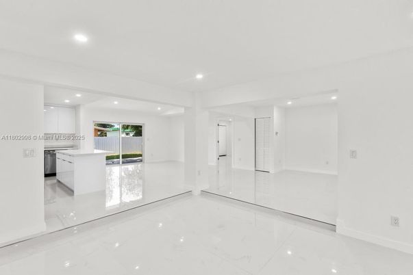 Empty room, Interior, Kitchen, Marble, Recessed Lighting