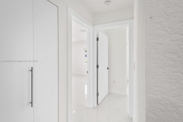 Interior, Marble, Recessed Lighting