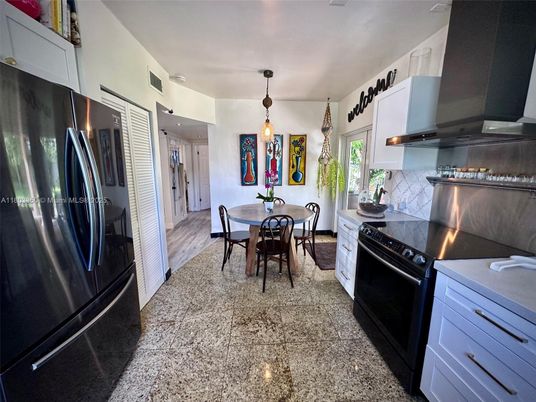 Dining room, Interior, Kitchen, Pendant Lights