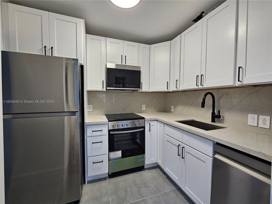 Interior, Kitchen, Stainless Steel Appliances