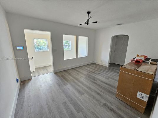 Empty room, Interior, Pendant Lights, Wood Texture Flooring