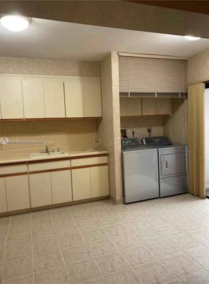 Interior, Washer