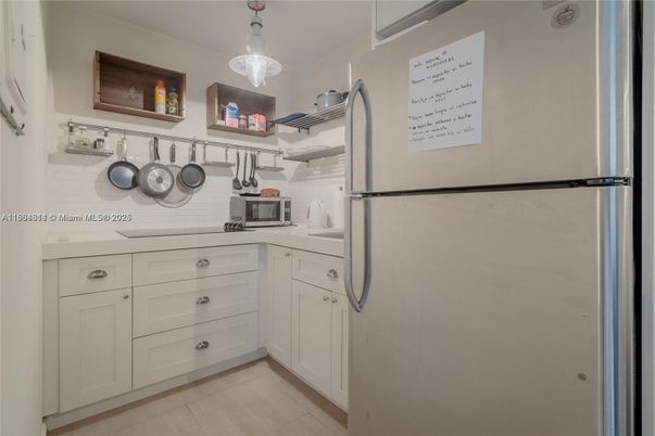 Interior, Kitchen, Pendant Lights, Stainless Steel Appliances