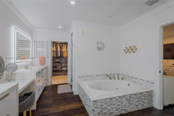 Bathroom, Dual Sink Vanities, Interior, Recessed Lighting, Wood Texture Flooring
