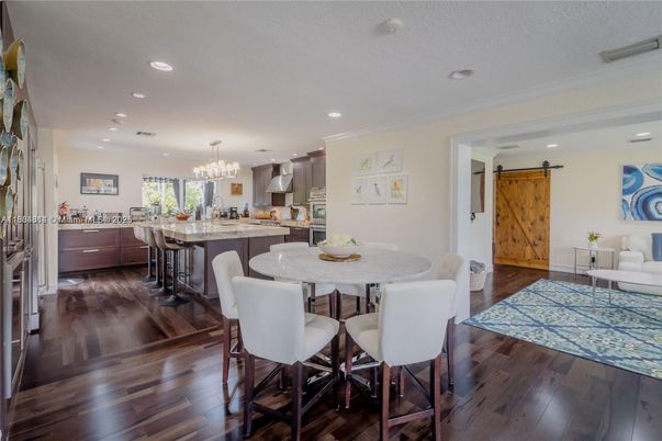 Chandelier, Dining room, Interior, Kitchen, Recessed Lighting, Wood Texture Flooring