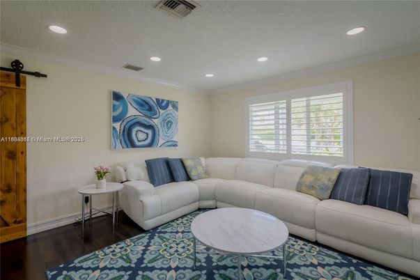 Interior, Living room, Recessed Lighting, Wood Texture Flooring