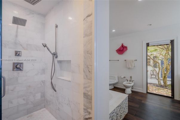 Bathroom, Interior, Marble Walls, Recessed Lighting, Wood Texture Flooring