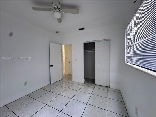 Empty room, Interior, Marble