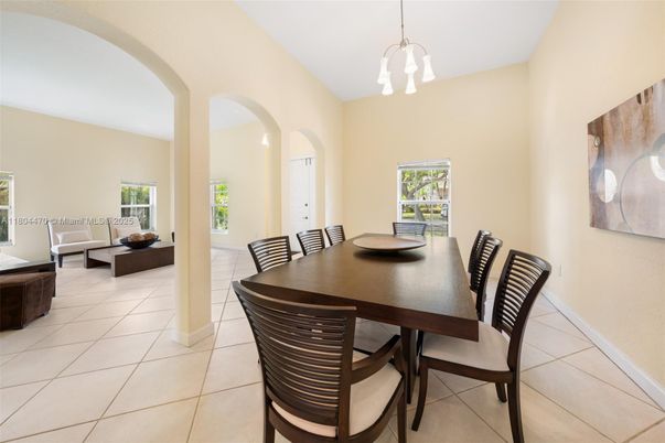 Dining room, Interior, Pendant Lights