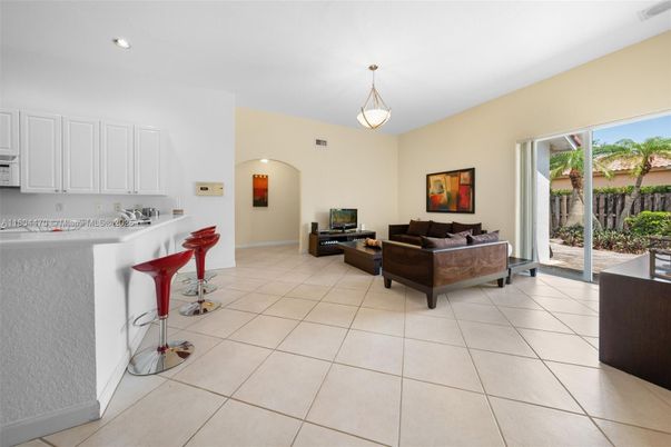 Interior, Kitchen, Living room, Pendant Lights, Recessed Lighting