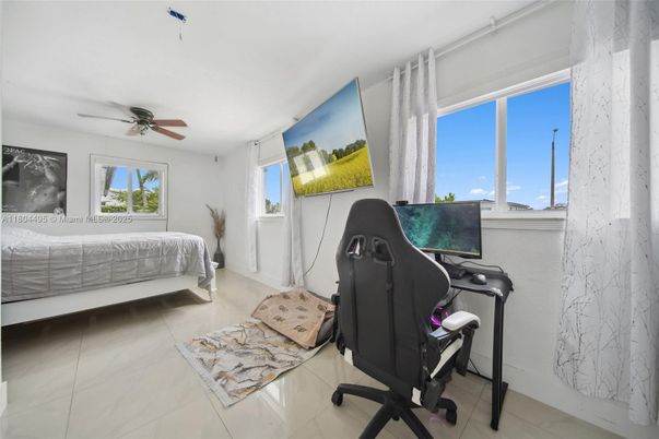 Bedroom, Home Office, Interior