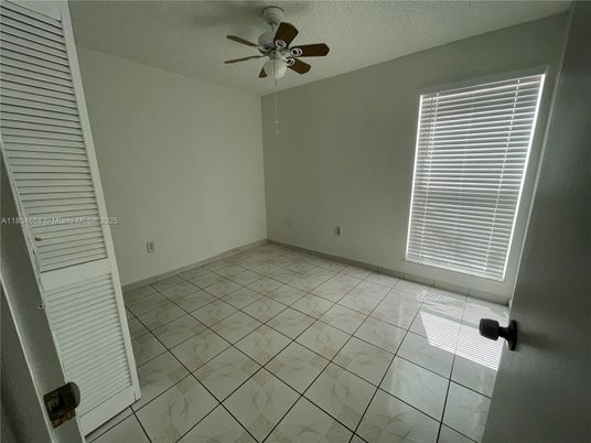Empty room, Interior, Marble