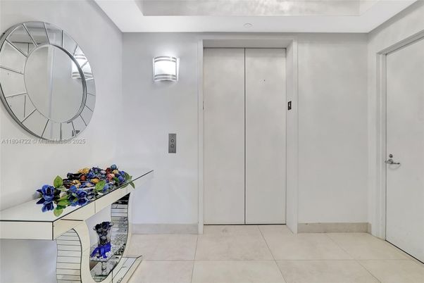 Elevator, Interior