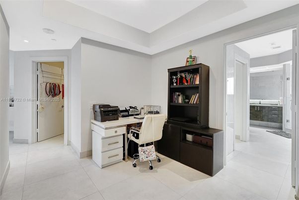 Home Office, Interior, Recessed Lighting