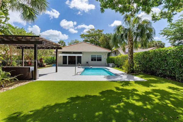 Backyard, Exterior, Pool