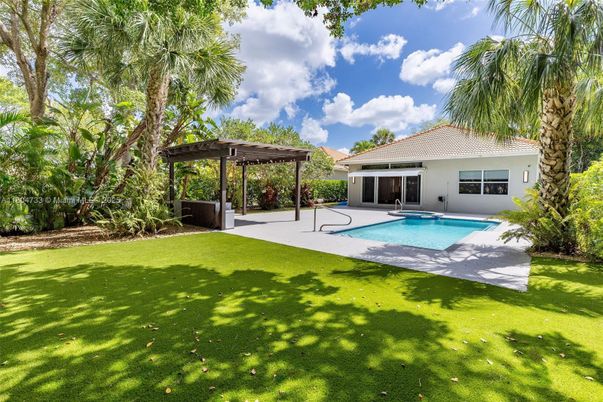 Backyard, Exterior, Pool