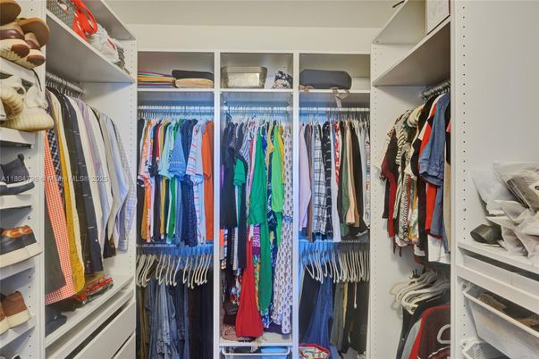 Interior, Walk-in Closets