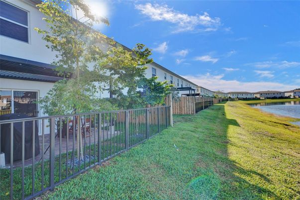 Backyard, Exterior, Lake, Water