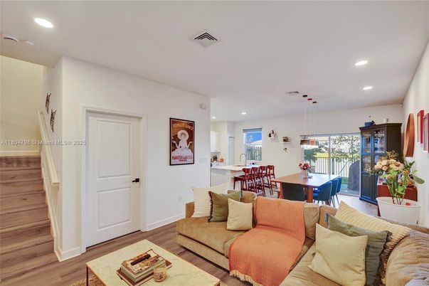 Dining room, Interior, Living room, Pendant Lights, Recessed Lighting, Wood Texture Flooring