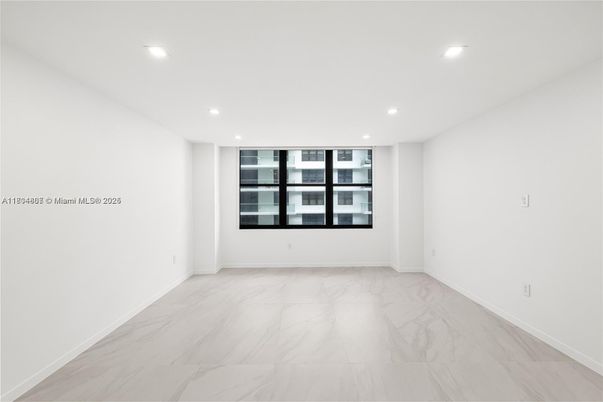 Empty room, Interior, Marble, Recessed Lighting