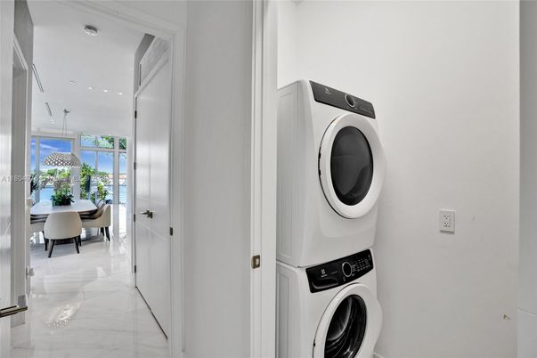 Dining room, Interior, Marble, Pendant Lights, Recessed Lighting, Utility Closets, Washer, Water