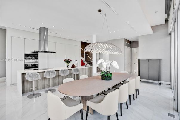 Dining room, Interior, Kitchen, Marble, Pendant Lights, Recessed Lighting, Stainless Steel Appliances