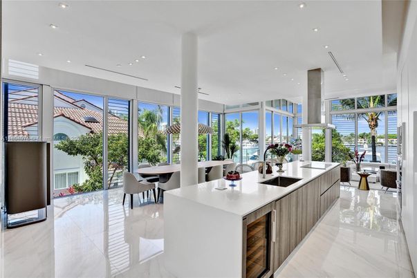 Dining room, Interior, Kitchen, Marble, Recessed Lighting, Water