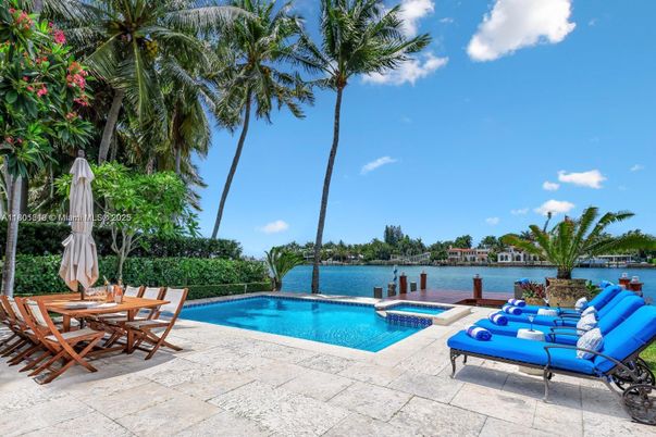 Exterior, Pool, Water