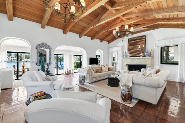 Chandelier, Fireplace, Interior, Living room, Water, Wooden Beams, Wooden Ceilings