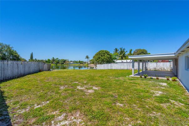 Backyard, Exterior, Water