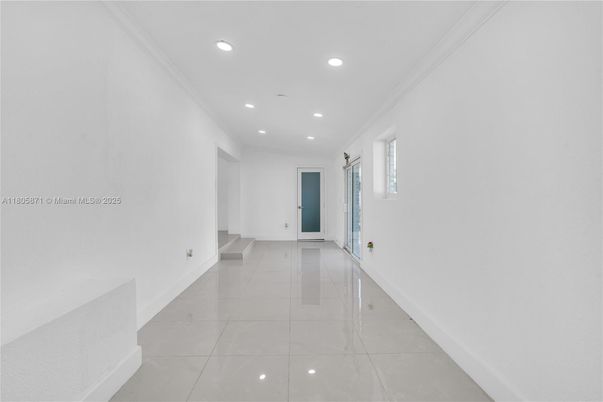 Interior, Recessed Lighting