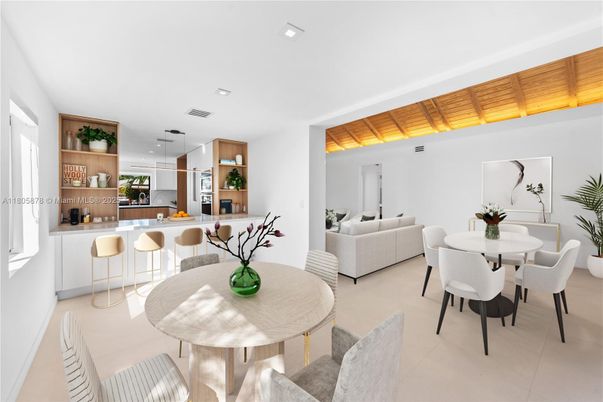 Dining room, Interior, Kitchen, Living room, Pendant Lights, Recessed Lighting