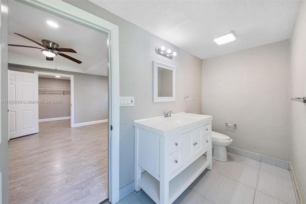 Bathroom, Interior, Recessed Lighting, Wood Texture Flooring