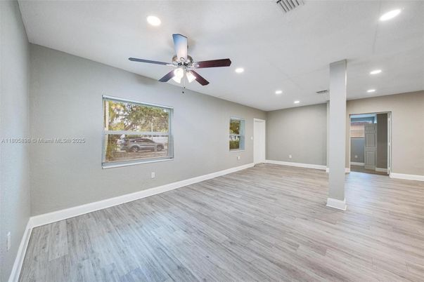 Empty room, Interior, Recessed Lighting, Wood Texture Flooring