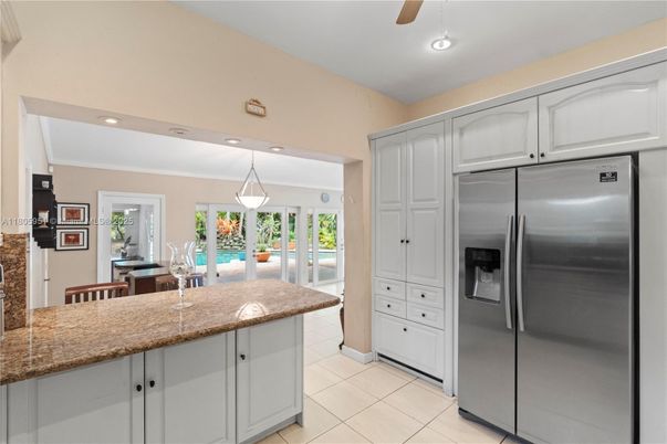 Interior, Kitchen, Pendant Lights, Recessed Lighting