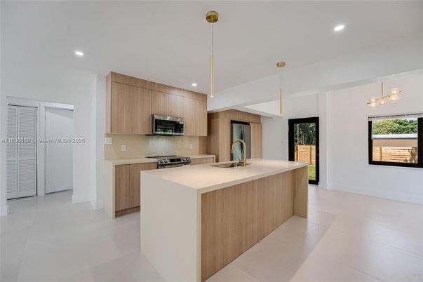 Interior, Kitchen, Pendant Lights, Recessed Lighting, Stainless Steel Appliances