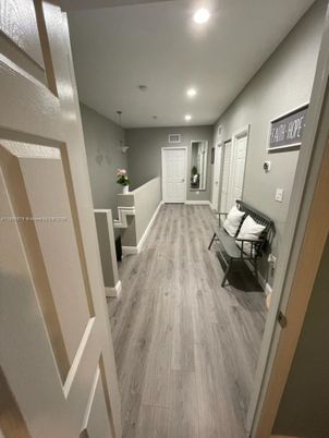 Interior, Pendant Lights, Recessed Lighting, Wood Texture Flooring