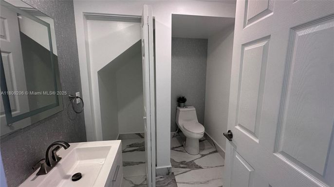 Bathroom, Interior, Marble