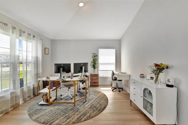 Home Office, Interior, Recessed Lighting, Wood Texture Flooring