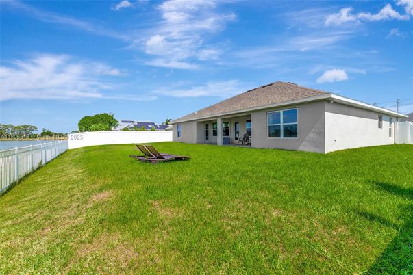 Backyard, Exterior, Water