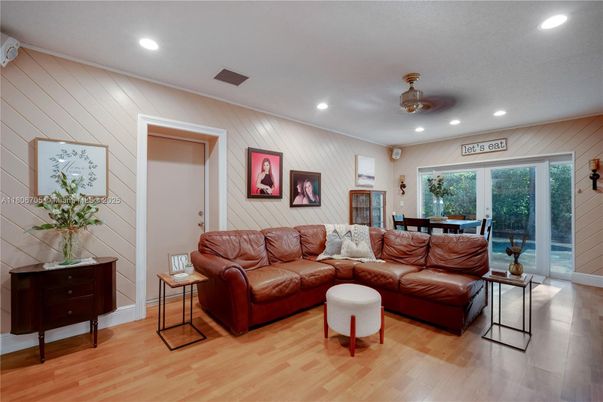 Dining room, Interior, Living room, Recessed Lighting, Wood Texture Flooring