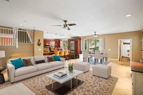 Dining room, Interior, Kitchen, Living room, Recessed Lighting