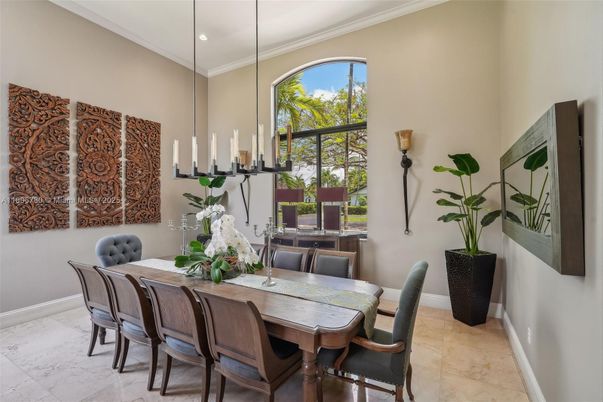 Dining room, Interior, Pendant Lights, Recessed Lighting
