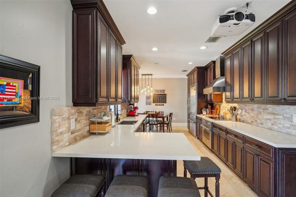 Dining room, Interior, Kitchen, Pendant Lights, Recessed Lighting