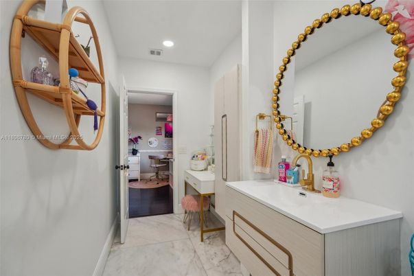 Bathroom, Interior, Marble, Recessed Lighting