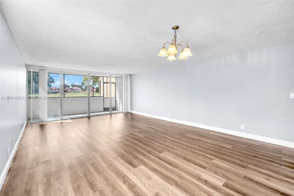 Chandelier, Empty room, Interior, Wood Texture Flooring