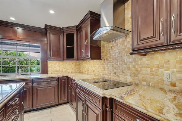 Interior, Kitchen, Recessed Lighting